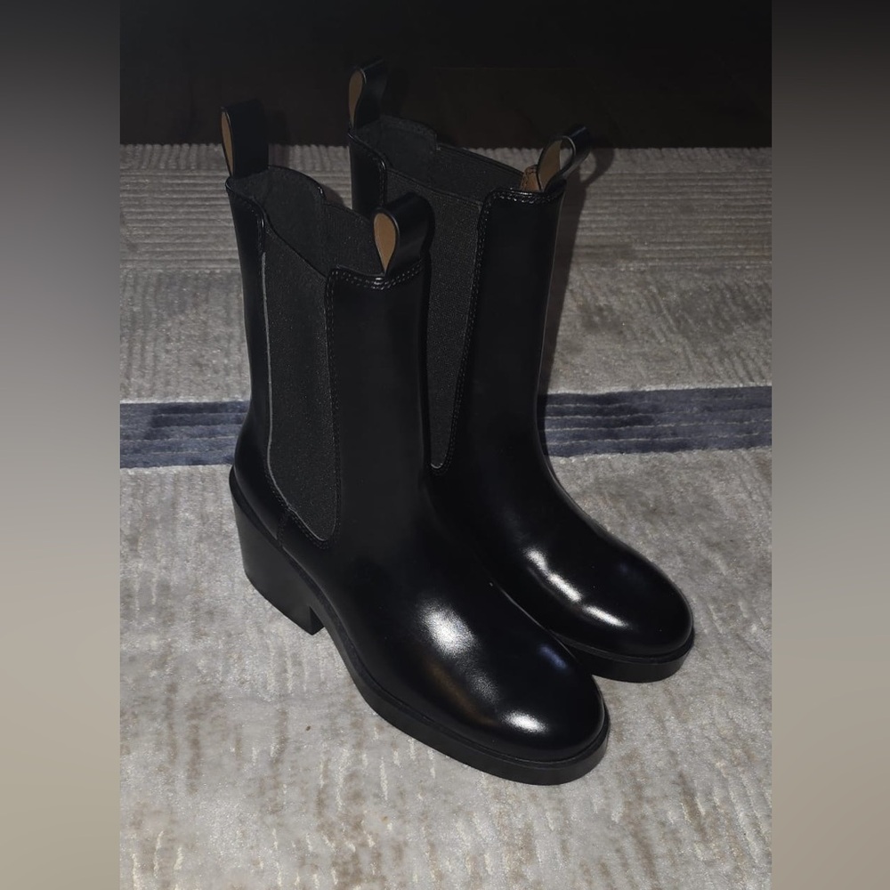 Brand new boots H&M 
Size: 38 - Picture 4 of 5